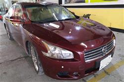 Nissan Maxima
